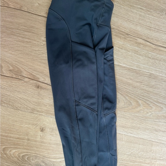 Lululemon Speed Up Tight 21” Crop - Picture 4 of 4